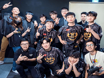 [Bài mới 12] Tình cảnh trái ngược của HLV Kim Sang-sik và Shin Tae-yong